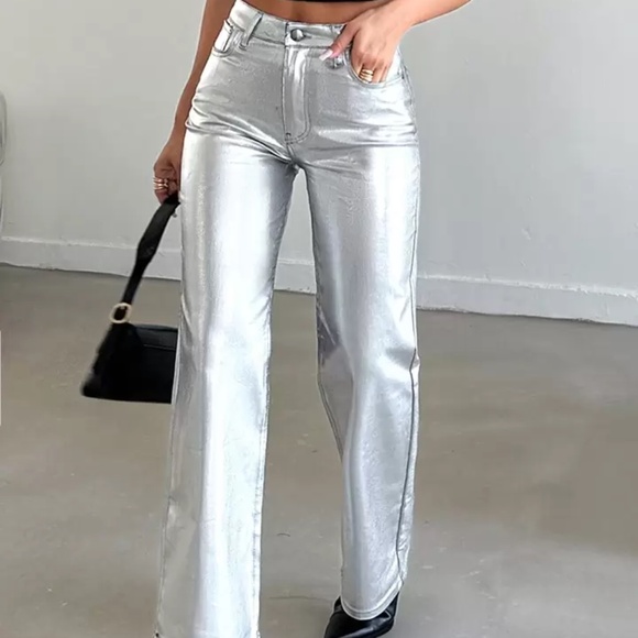 SHEIN Metallic Silver High Rise Straight Leg Jeans - Picture 5 of 12